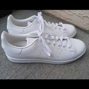 Adidas White Running Shoes Size 11.5 NEW